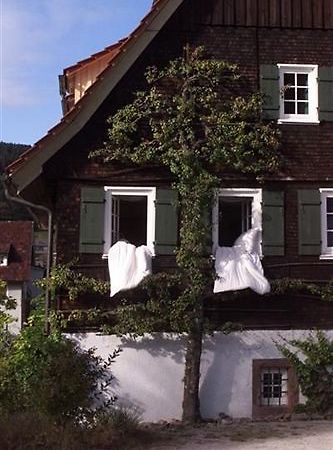 Gutshof-Hotel Waldknechtshof بيرسبرون المظهر الخارجي الصورة