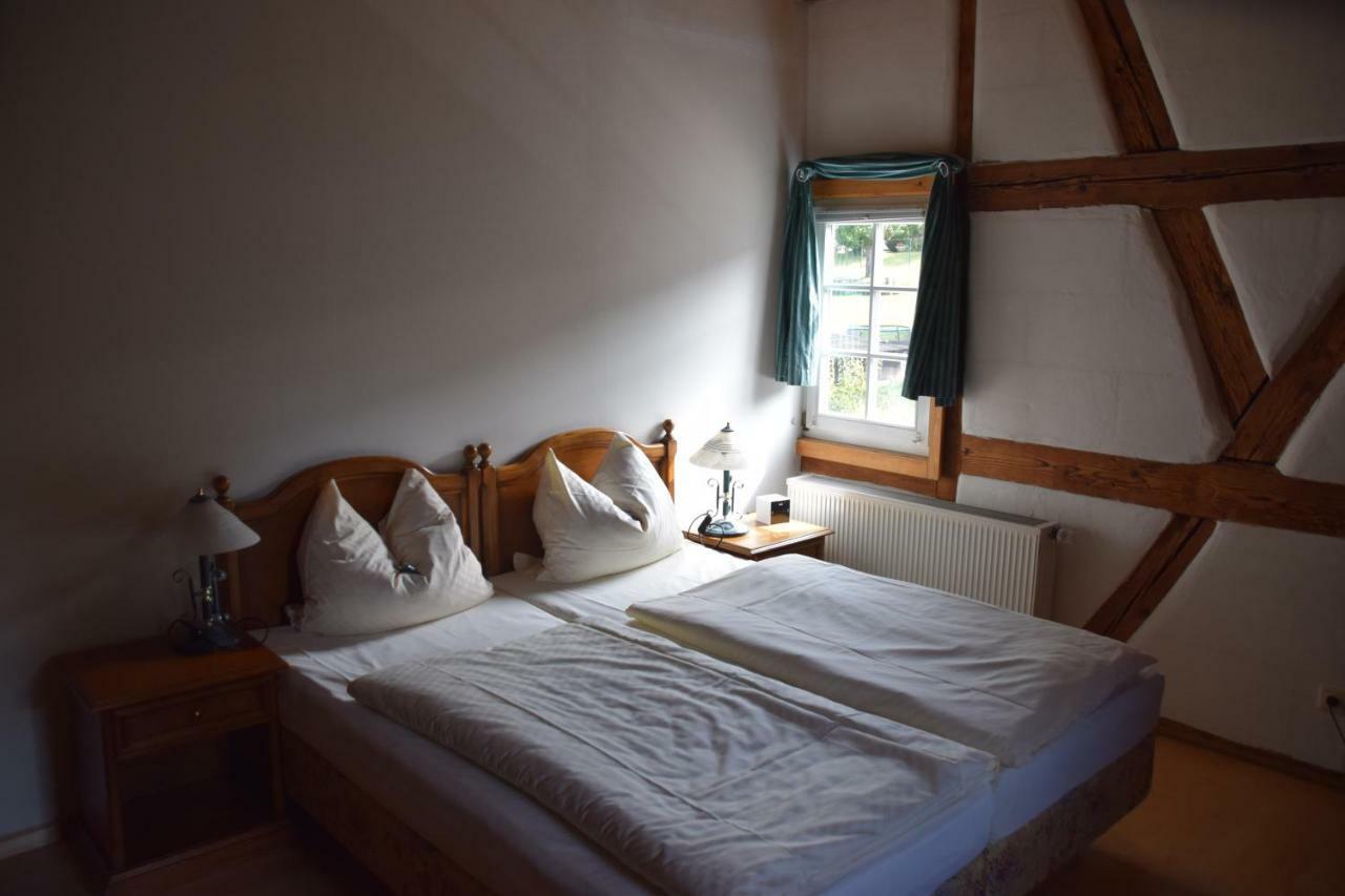 Gutshof-Hotel Waldknechtshof بيرسبرون المظهر الخارجي الصورة